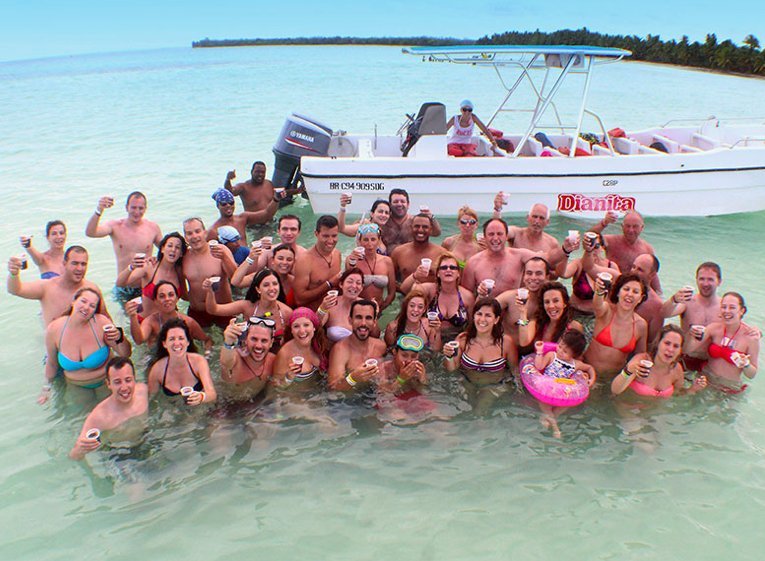 Saona Island Semi Private Itinerary: Canto de la Playa + Catamaran Party